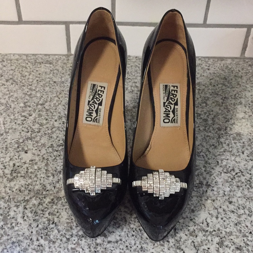 Salvatore Ferragamo black pumps